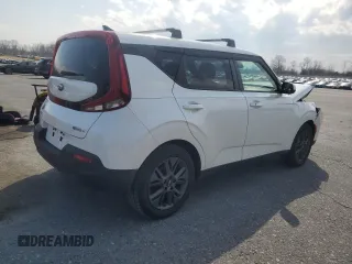 2020 Kia Soul EX with VIN KNDJ33AU2L7702105, listed as a Copart auction lot 50078615 with 83,852 mi miles and Salvage Title. Bid and sale history available at carsss.com. Image 3.