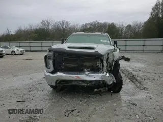 2021 Chevrolet Silverado 3500HD Work Truck with VIN 1GC4YSEY3MF127588, listed as a Copart auction lot 79091424 with 99,230 mi miles and Salvage Title. Bid and sale history available at carsss.com. Image 10.