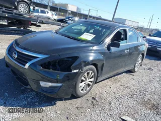 2014 Nissan Altima 2.5 S with VIN 1N4AL3AP1EC169058, listed as a IAAI auction lot 41439979 with 123,252 mi miles. Bid and sale history available at carsss.com. Image 2.