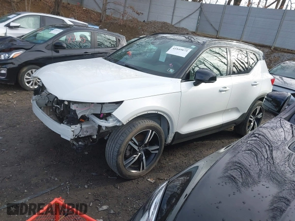 2021 Volvo XC40 R-Design with VIN YV4162UM6M2402320, listed as a IAAI auction lot 41849873 with 78,526 mi miles and . Bid and sale history available at carsss.com. Image 22.