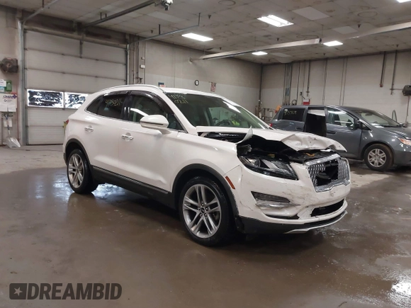 2019 Lincoln MKC Reserve with VIN 5LMCJ3D9XKUL17812, listed as a IAAI auction lot 41730211 with 56,716 mi miles and . Bid and sale history available at DreamBid. Image 1.