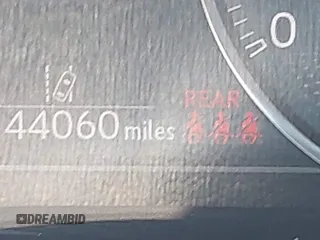 2022 Lexus ES 350 z VIN 58ADZ1B17NU128114, wystawiony jako IAAI lot #42006111 z przebiegiem 44 060 mil mil oraz . Historia ofert i sprzedaży dostępna na DreamBid. Obrazek 15.