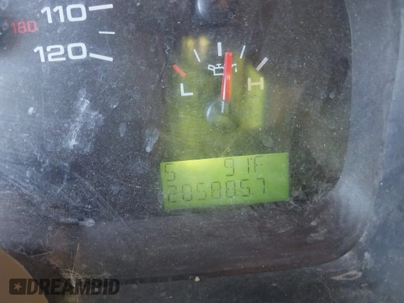 2004 Ford F-150 XL with VIN 1FTRF12WX4NA24344, listed as a IAAI auction lot 41865831 with 205,885 mi miles. Bid and sale history available at carsss.com. Image 7.