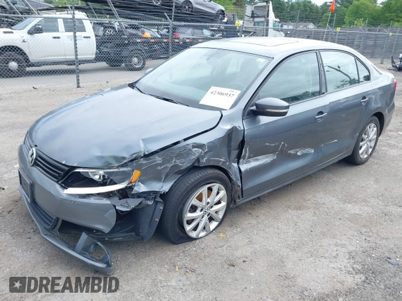 2011 Volkswagen Jetta SE with VIN 3VWDZ7AJ0BM355626, listed as a IAAI auction lot 42306937 with 144,572 mi miles and . Bid and sale history available at DreamBid. Image 2.