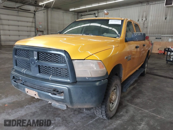 2017 Ram 2500 Tradesman z VIN 3C6TR5CT0HG711590, wystawiony jako IAAI lot #42516927 z przebiegiem 55 073 mil mil oraz . Historia ofert i sprzedaży dostępna na DreamBid. Obrazek 2.