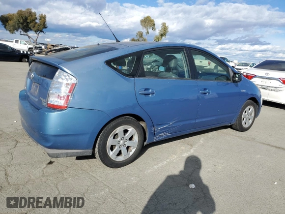 2009 Toyota Prius with VIN JTDKB20UX97865550, listed as a Copart auction lot 48259305 with 121,648 mi miles and Clean Title. Bid and sale history available at carsss.com. Image 3.
