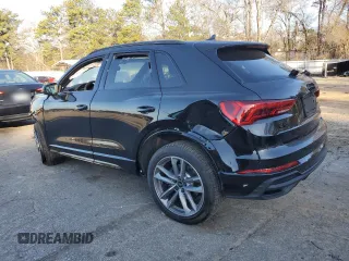 2024 Audi Q3 S line Premium Plus z VIN WA1EECF30R1112003, wystawiony jako Copart lot #46342255 z przebiegiem 5444 mil mil oraz Szkody całkowita. Historia ofert i sprzedaży dostępna na DreamBid. Obrazek 2.