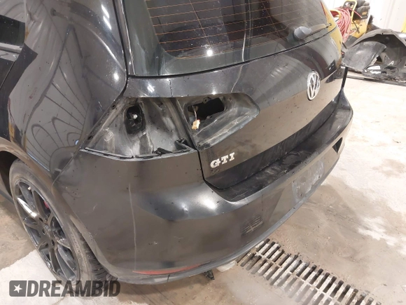 2017 Volkswagen GTI S с VIN 3VW4T7AU3HM072609, выставлен на аукционе IAAI как лот 42064578 с пробегом 102 199 миль миль и . История ставок и продаж доступна на DreamBid. Изображение 19.