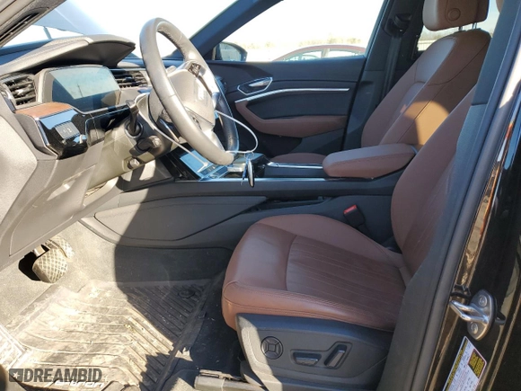 2022 Audi e-tron Premium with VIN WA1AAAGE3NB030477, listed as a Copart auction lot 45118825 with 59,393 mi miles and Salvage Title. Bid and sale history available at carsss.com. Image 7.