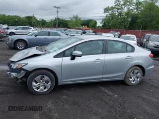 2014 Honda Civic LX z VIN 19XFB2F52EE262992, wystawiony jako IAAI lot #42356546 z przebiegiem 164 288 mil mil oraz . Historia ofert i sprzedaży dostępna na DreamBid. Obrazek 17.