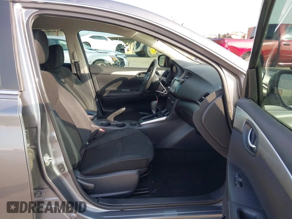 2019 Nissan Sentra SR with VIN 3N1AB7AP6KY395963, listed as a IAAI auction lot 41915269 with 26,728 mi miles and . Bid and sale history available at DreamBid. Image 5.