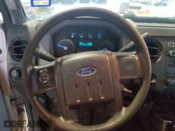 2015 Ford F-250 XL с VIN 1FD7X2A67FEA15739, выставлен на аукционе IAAI как лот 42600504 с пробегом 72 664 миль миль и . История ставок и продаж доступна на DreamBid. Изображение 14.
