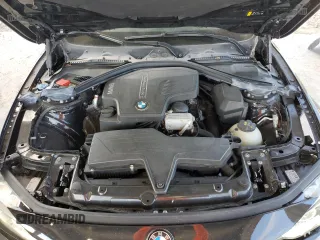 2018 BMW 3 Series 320i xDrive z VIN WBA8A3C51JA489672, wystawiony jako Copart lot #55775625 z przebiegiem 66 626 mil mil oraz Szkoda całkowita • Salvage title. Historia ofert i sprzedaży dostępna na DreamBid. Obrazek 11.