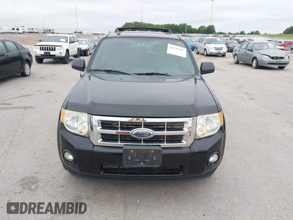 2008 Ford Escape XLT z VIN 1FMCU93108KC93467, wystawiony jako IAAI lot #42747517 z przebiegiem 201 873 mil mil oraz . Historia ofert i sprzedaży dostępna na DreamBid. Obrazek 6.
