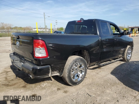 2019 Ram 1500 Big Horn z VIN 1C6RREBT1KN617342, wystawiony jako Copart lot #53866005 z przebiegiem 69 858 mil mil oraz Szkoda całkowita • Salvage title. Historia ofert i sprzedaży dostępna na DreamBid. Obrazek 3.