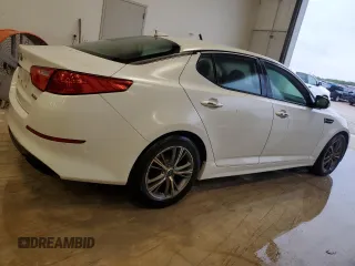 2015 Kia Optima EX with VIN 5XXGN4A77FG378648, listed as a Copart auction lot 50787415 with 155,152 mi miles and Clean Title. Bid and sale history available at carsss.com. Image 3.