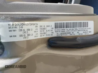 2006 Jeep Commander Limited with VIN 1J8HG58206C283095, listed as a IAAI auction lot 42807813 with 163,508 mi miles and . Bid and sale history available at DreamBid. Image 9.