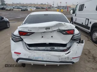 2020 Nissan Sentra S z VIN 3N1AB8BV1LY251208, wystawiony jako IAAI lot #42030362 z przebiegiem 55 257 mil mil oraz . Historia ofert i sprzedaży dostępna na DreamBid. Obrazek 16.