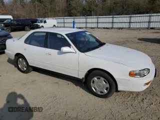 1995 Toyota Camry LE with VIN JT2GK12E3S0110799, listed as a Copart auction lot 47683795 with 46,051 mi miles and Clean Title. Bid and sale history available at carsss.com. Image 4.