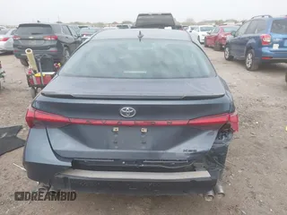 2019 Toyota Avalon XLE with VIN 4T1BZ1FB9KU028903, listed as a IAAI auction lot 41743931 with 68,550 mi miles and . Bid and sale history available at DreamBid. Image 17.