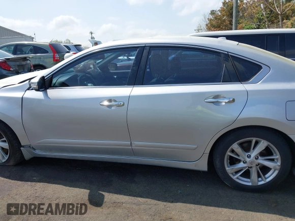 2014 Nissan Altima 2.5 S with VIN 1N4AL3AP1EC418216, listed as a IAAI auction lot 41935561 with 124,488 mi miles. Bid and sale history available at carsss.com. Image 14.