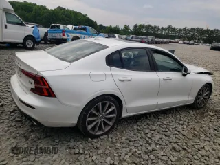2021 Volvo S60 Momentum with VIN 7JRA22TK2MG081914, listed as a Copart auction lot 58604164 with 123,945 mi miles and Salvage Title. Bid and sale history available at carsss.com. Image 3.