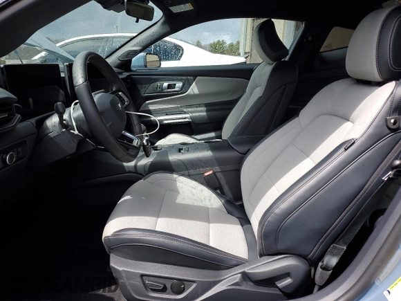 2024 Ford Mustang EcoBoost with VIN 1FA6P8TH6R5110157, listed as a Copart auction lot 52413245 with 9,210 mi miles and Clean Title. Bid and sale history available at DreamBid. Image 7.