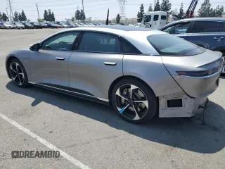 2023 Lucid Air Grand Touring z VIN 50EA1GBA0PA001634, wystawiony jako Copart lot #55429025 z przebiegiem 40 822 mil mil oraz Szkody całkowita. Historia ofert i sprzedaży dostępna na DreamBid. Obrazek 2.