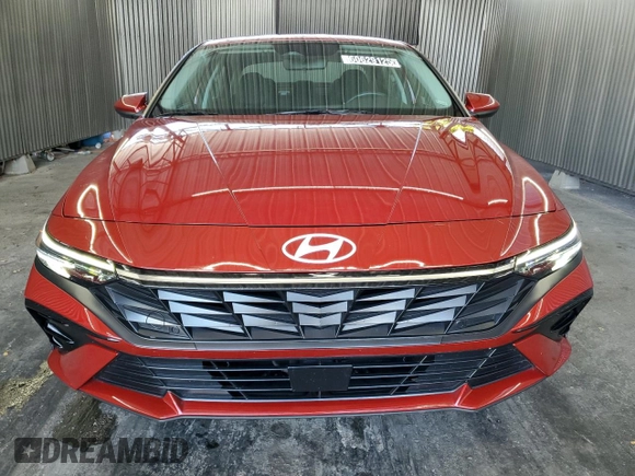 2025 Hyundai Elantra SEL Convenience z VIN KMHLS4DG8SU905048, wystawiony jako Copart lot #60629125 z przebiegiem 11 557 mil mil oraz Szkoda całkowita • Salvage title. Historia ofert i sprzedaży dostępna na DreamBid. Obrazek 5.