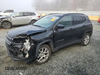 2024 Jeep Compass Latitude Lux with VIN 3C4NJDFN4RT583671, listed as a Copart auction lot 43194835 with 20,124 mi miles and Salvage title. Bid and sale history available at DreamBid. Image 1.