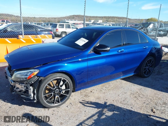 2019 Mercedes-Benz C 300 with VIN 55SWF8EB4KU293518, listed as a IAAI auction lot 40725296 with 61,745 mi miles and . Bid and sale history available at carsss.com. Image 2.