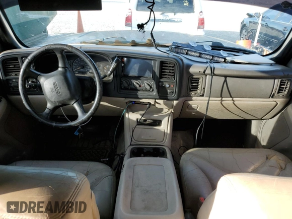 2002 GMC Yukon SLT with VIN 1GKEK13Z32R223491, listed as a Copart auction lot 69655684 with 210,705 mi miles and Salvage Title. Bid and sale history available at carsss.com. Image 8.