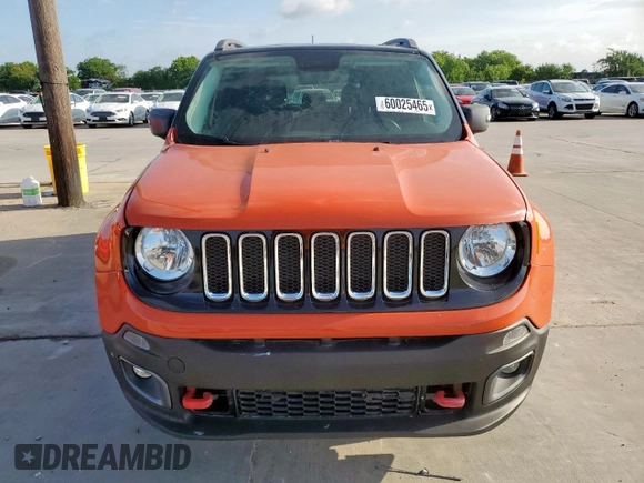 2015 Jeep Renegade Trailhawk z VIN ZACCJBCT8FPC23014, wystawiony jako Copart lot #60025465 z przebiegiem 46 645 mil mil oraz Czysty tytuł • Clean title. Historia ofert i sprzedaży dostępna na DreamBid. Obrazek 5.