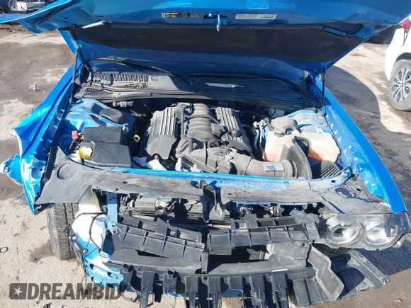 2019 Dodge Challenger R/T Scat Pack Widebody z VIN 2C3CDZFJ0KH552252, wystawiony jako IAAI lot #41662399 z przebiegiem 63 337 mil mil oraz . Historia ofert i sprzedaży dostępna na DreamBid. Obrazek 10.