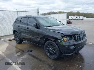 2018 Jeep Grand Cherokee Laredo with VIN 1C4RJFAG7JC468391, listed as a IAAI auction lot 42010443 with 91,585 mi miles and . Bid and sale history available at DreamBid. Image 1.