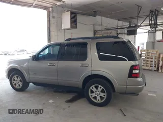 2008 Ford Explorer XLT z VIN 1FMEU73898UB09934, wystawiony jako IAAI lot #42560438 z przebiegiem 106 359 mil mil oraz . Historia ofert i sprzedaży dostępna na DreamBid. Obrazek 14.