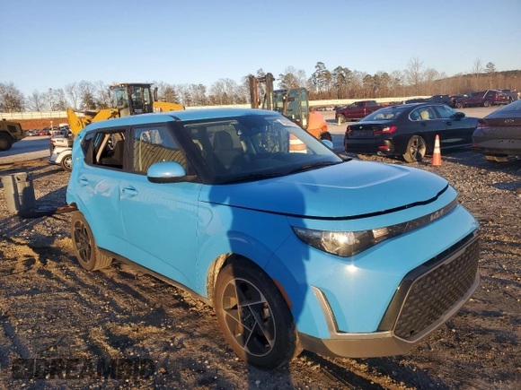 2023 Kia Soul EX with VIN KNDJ33AU5P7214045, listed as a Copart auction lot 45869155 with 66,992 mi miles and Salvage Title. Bid and sale history available at carsss.com. Image 4.