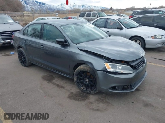2012 Volkswagen Jetta Sedan S w/Sunroof with VIN 3VW2K7AJ8CM379105, listed as a IAAI auction lot 41846092 with 115,800 mi miles. Bid and sale history available at carsss.com. Image 1.