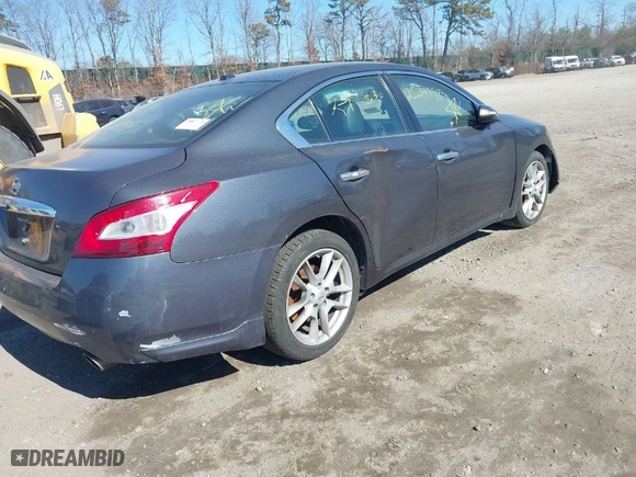 2011 Nissan Maxima 3.5 S with VIN 1N4AA5AP8BC822188, listed as a IAAI auction lot 41685860 with 999,999 mi miles. Bid and sale history available at carsss.com. Image 4.