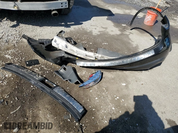 2016 Infiniti QX70 z VIN JN8CS1MW7GM752703, wystawiony jako Copart lot #45686395 z przebiegiem 146 176 mil mil oraz Szkody całkowita. Historia ofert i sprzedaży dostępna na DreamBid. Obrazek 13.
