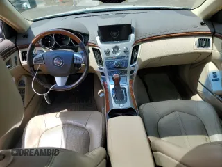 2010 Cadillac CTS Performance z VIN 1G6DM8EGXA0110651, wystawiony jako Copart lot #58898865 z przebiegiem 148 395 mil mil oraz Tytuł czysty. Historia ofert i sprzedaży dostępna na DreamBid. Obrazek 8.