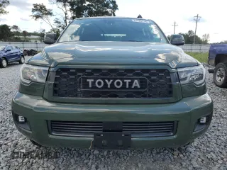 2020 Toyota Sequoia SR5 with VIN 5TDBY5G17LS177949, listed as a Copart auction lot 72425714 with 65,893 mi miles and Salvage Title. Bid and sale history available at carsss.com. Image 5.