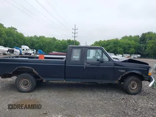 1997 Ford F-250 с VIN 1FTHX25H5VEC68464, выставлен на аукционе IAAI как лот 42365298 с пробегом 137 859 миль миль и . История ставок и продаж доступна на DreamBid. Изображение 14.
