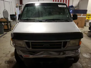 2005 Ford Econoline Passenger XL with VIN 1FBNE31L85HA52006, listed as a Copart auction lot 70610014 with 182,806 mi miles and Clean Title. Bid and sale history available at carsss.com. Image 5.