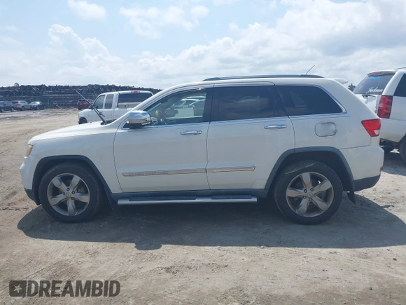 2012 Jeep Grand Cherokee Overland with VIN 1C4RJECT8CC195064, listed as a IAAI auction lot 41860187 with 241,367 mi miles. Bid and sale history available at carsss.com. Image 14.