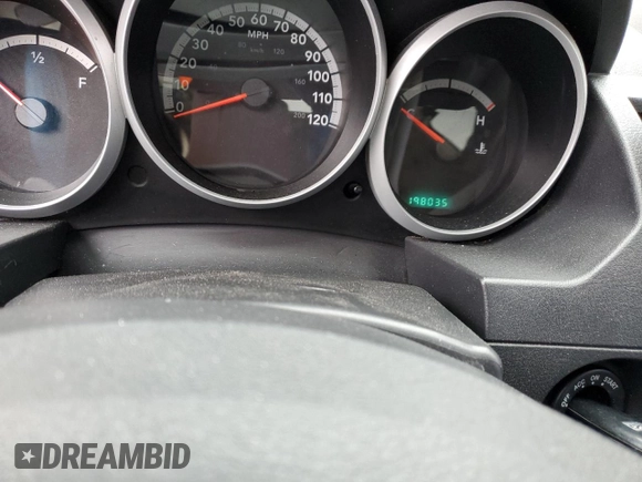 2008 Dodge Grand Caravan SE with VIN 2D8HN44H48R680046, listed as a Copart auction lot 42169125 with 198,035 mi miles and Salvage Title. Bid and sale history available at DreamBid. Image 9.