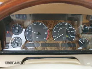 1997 Jaguar XJ Vanden Plas with VIN SAJKX6245VC800386, listed as a Copart auction lot 53651675 with 158,185 mi miles and Salvage Title. Bid and sale history available at DreamBid. Image 9.