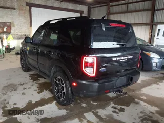 2022 Ford Bronco Sport Big Bend z VIN 3FMCR9B63NRD14835, wystawiony jako IAAI lot #42187427 z przebiegiem 33 984 mil mil oraz . Historia ofert i sprzedaży dostępna na DreamBid. Obrazek 3.