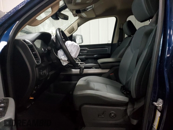 2019 Ram 1500 Big Horn z VIN 1C6SRFFT1KN803206, wystawiony jako Copart lot #57839865 z przebiegiem 58 349 mil mil oraz Szkoda całkowita • Salvage title. Historia ofert i sprzedaży dostępna na DreamBid. Obrazek 7.