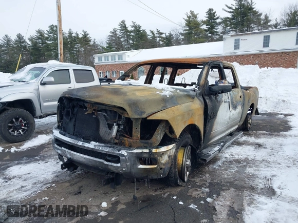2018 Ram 2500 Laramie with VIN 3C6UR5FLXJG240425, listed as a IAAI auction lot 41553222 with Not provided miles and . Bid and sale history available at DreamBid. Image 6.